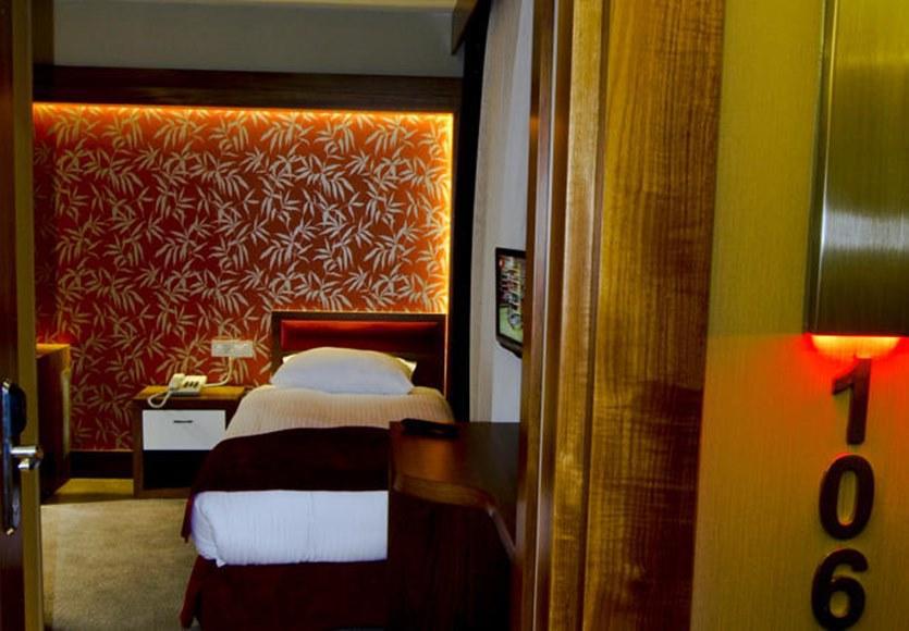Bella Hotel Стамбул Экстерьер фото