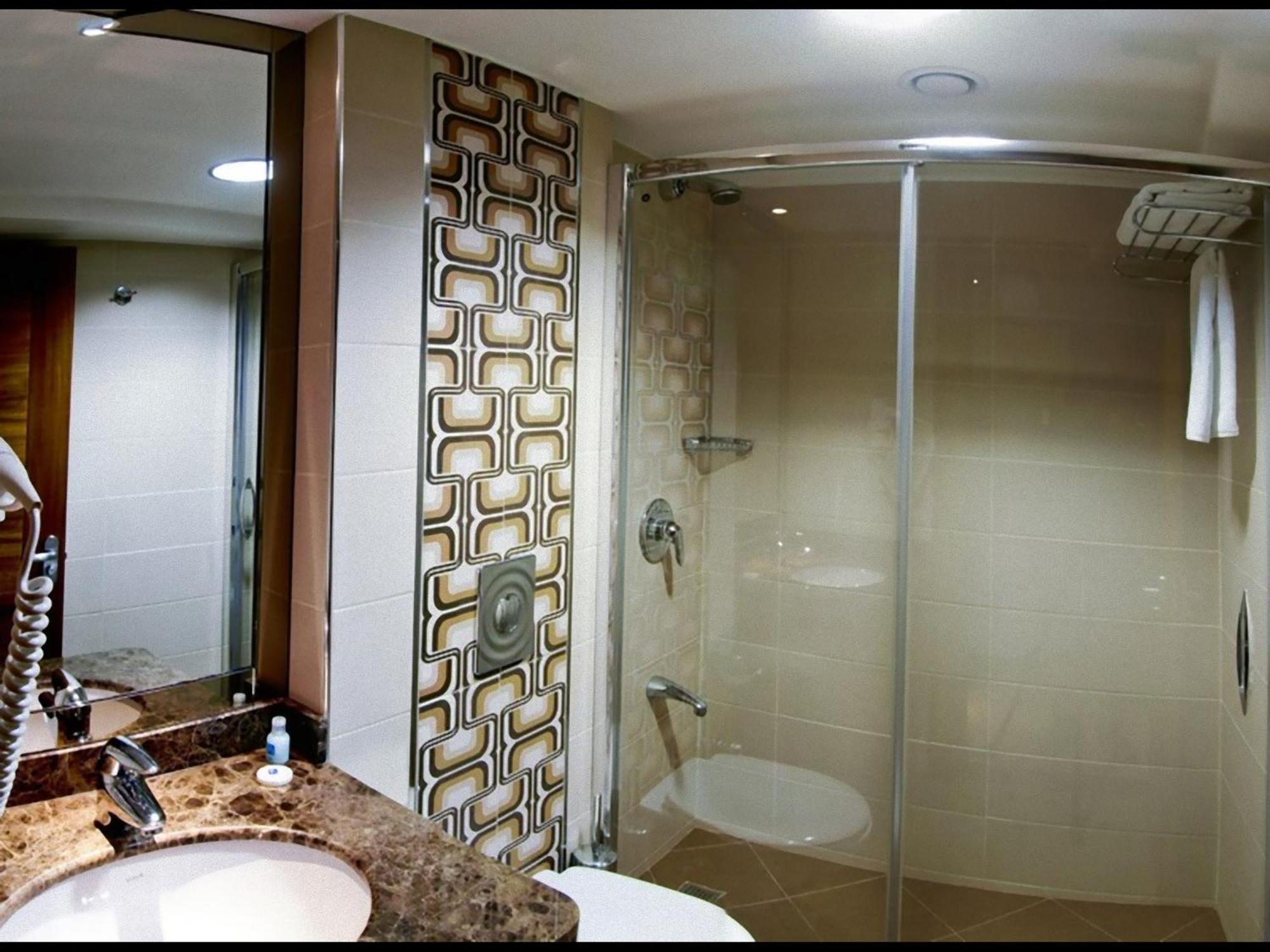 Bella Hotel Стамбул Экстерьер фото