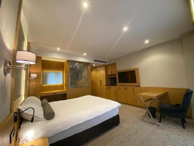 Bella Hotel Стамбул Экстерьер фото